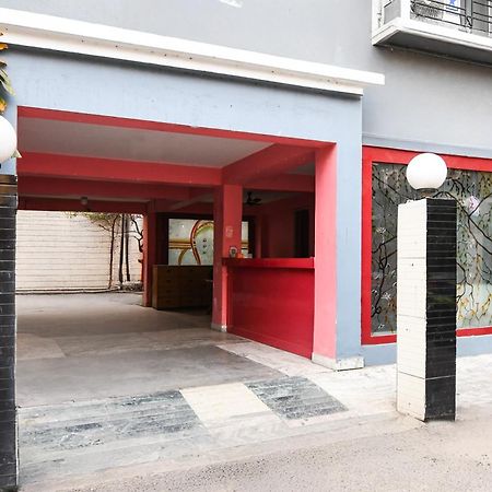 Hotel O Survey Park Jādabpur Kültér fotó